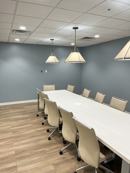 More Photos Of 1909 Beach Blvd, Jacksonville Beach Medical For Sale