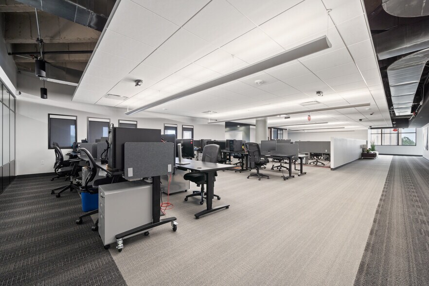 More Photos Of 7620 Guadalupe St, Austin Office For Lease