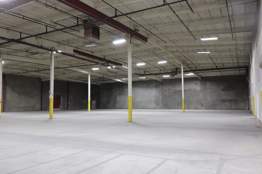 More Photos Of 1931 G St, Fresno Warehouse For Sale