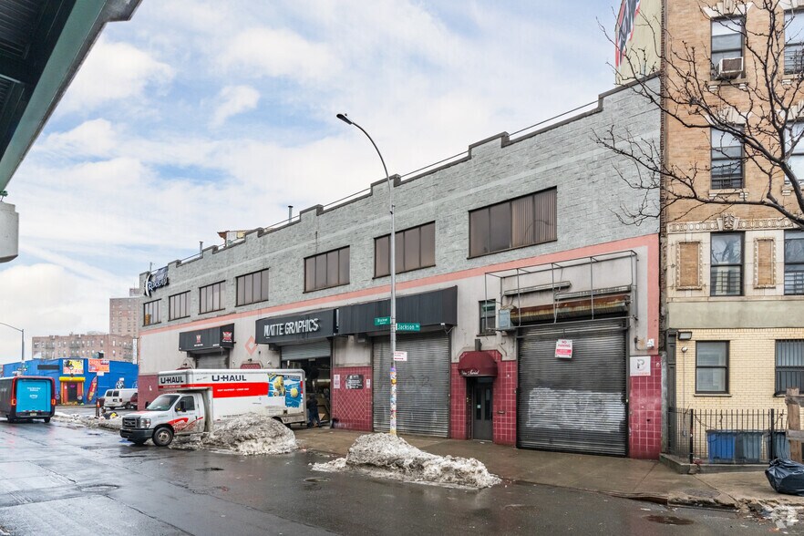 More Photos Of 229 Bruckner Blvd, Bronx Distribution For Lease