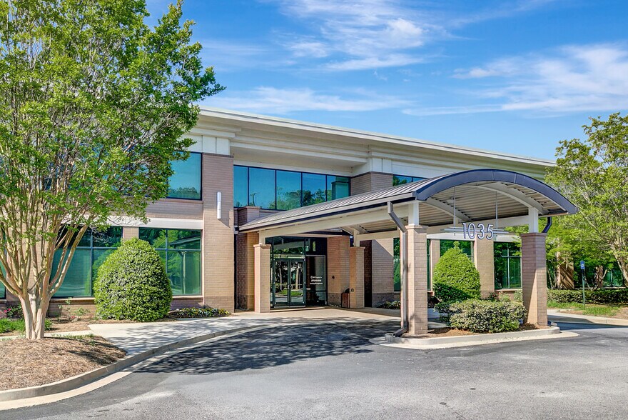 More Photos Of 1045 Southcrest Dr, Stockbridge Medical For Lease