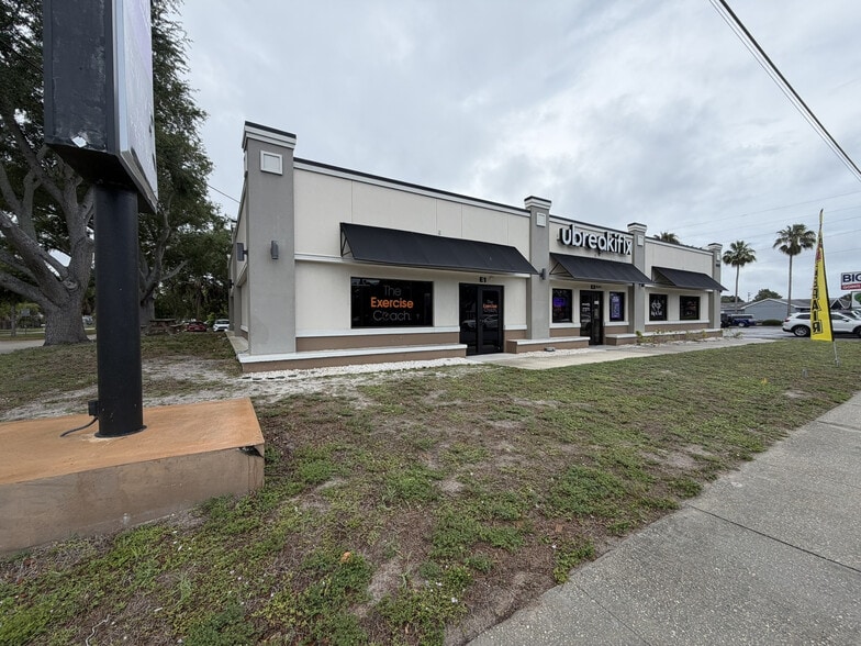 Primary Photo Of 4333 S Tamiami Trl, Sarasota Unknown For Lease