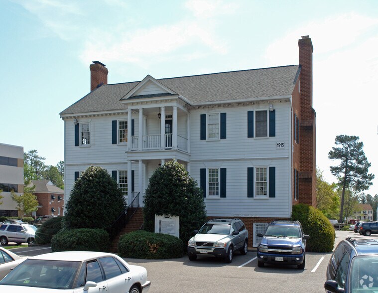 More Photos Of 1915 Huguenot Rd, Richmond Office For Lease