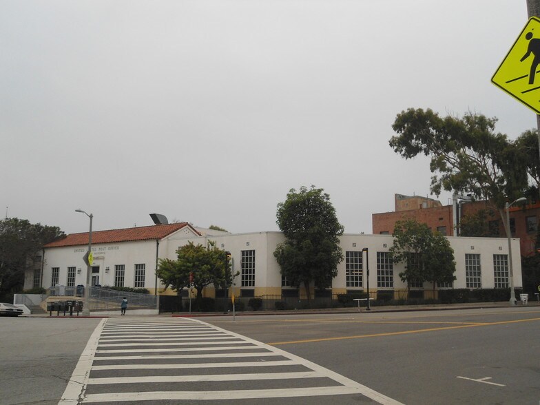 More Photos Of 1601 Main St, Venice Loft Creative Space For Sale