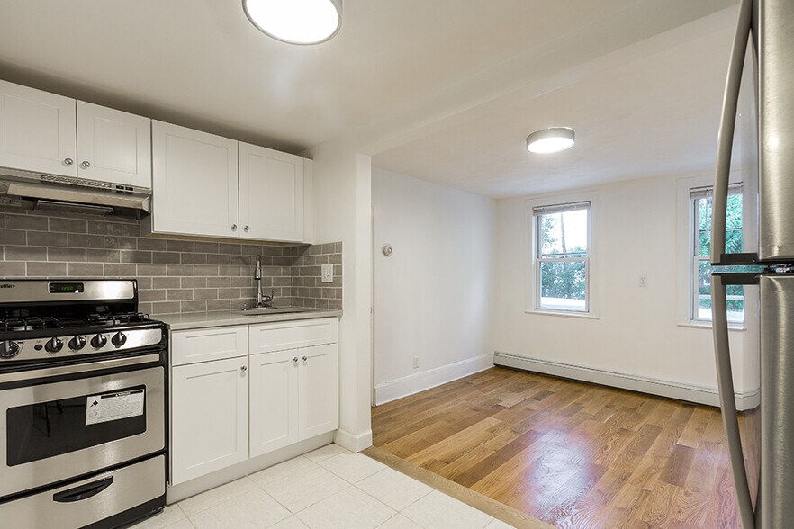 More Photos Of 16 Weldon St, Jersey City Multifamily For Sale
