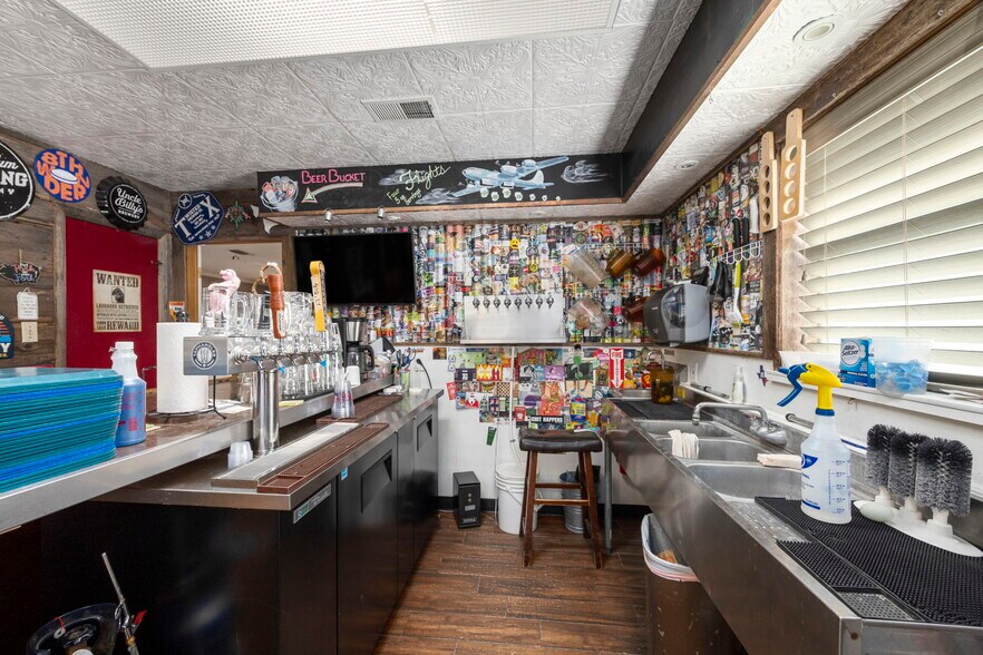 More Photos Of 18541 Mueschke Rd, Cypress Restaurant For Sale