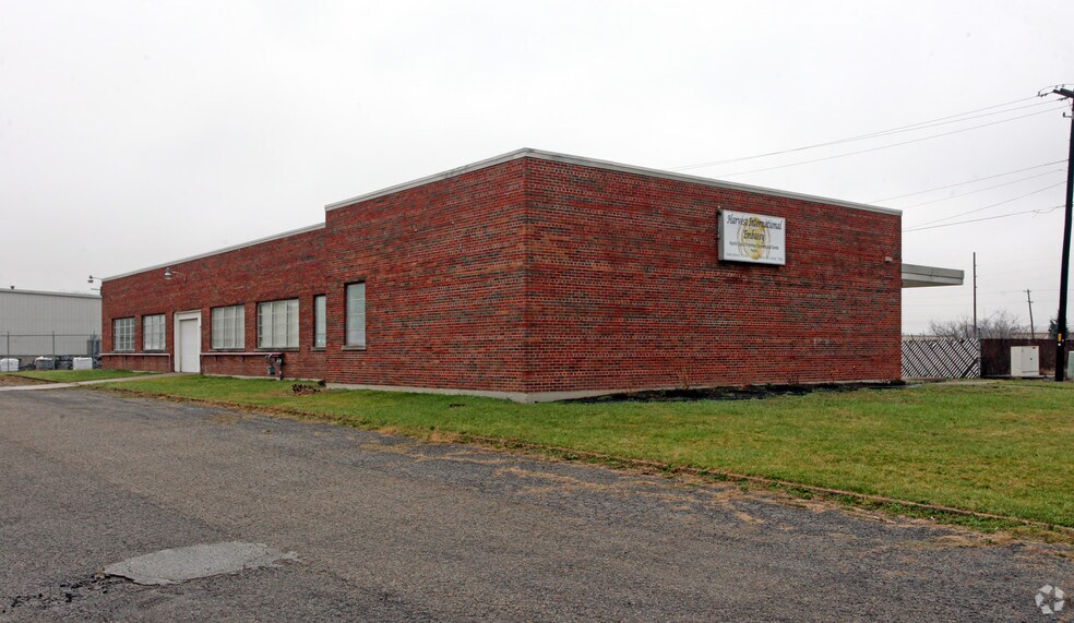 More Photos Of 2200 Lockbourne Rd, Columbus Manufacturing For Lease