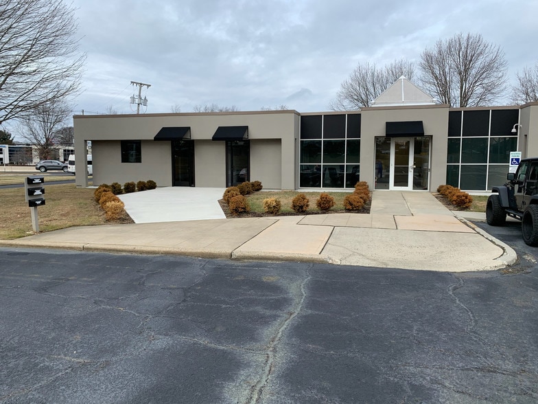 More Photos Of 155 Middle Rd, Hazlet Bank For Lease