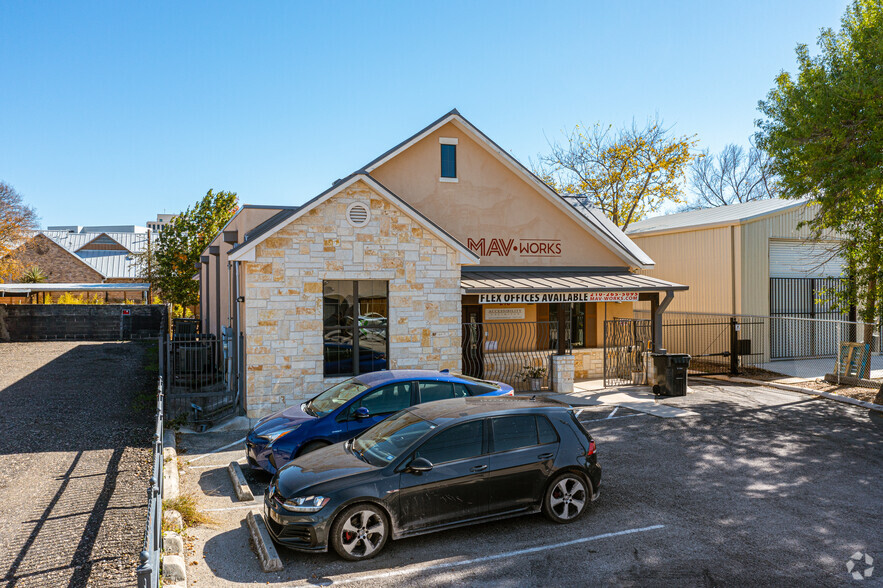 Primary Photo Of 218 Maverick St, San Antonio Coworking Space