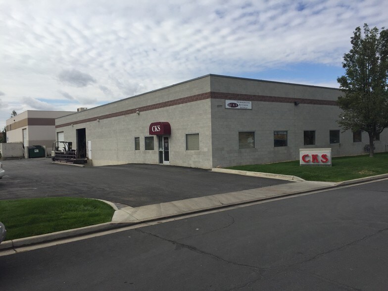 More Photos Of 67 N 1400 W, Centerville Light Distribution For Lease