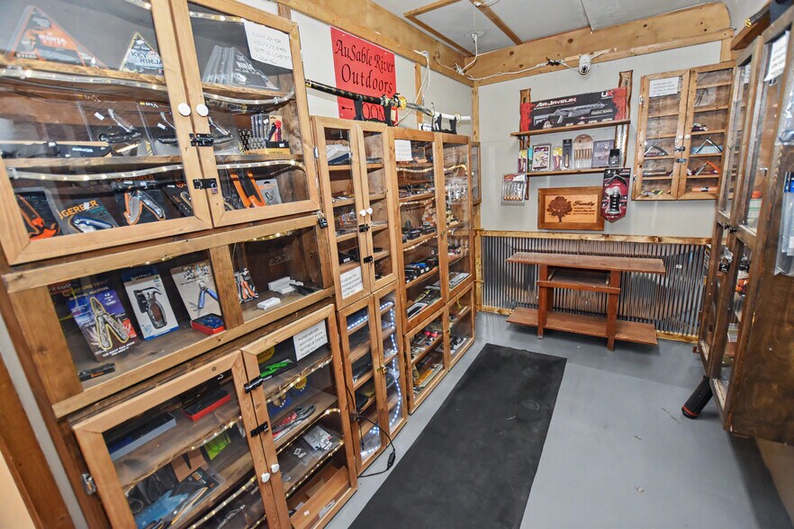 More Photos Of 202 E 9th St, Mio Storefront Retail Office For Sale