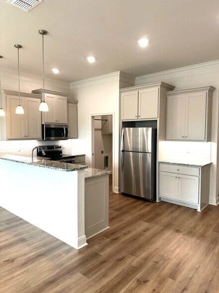 More Photos Of 8406 Cambridge Rd, Tyler Apartments For Sale