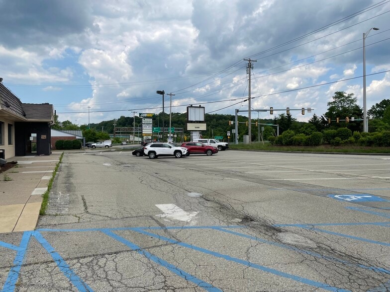 More Photos Of 200 Sheffield Dr, Delmont Restaurant For Lease