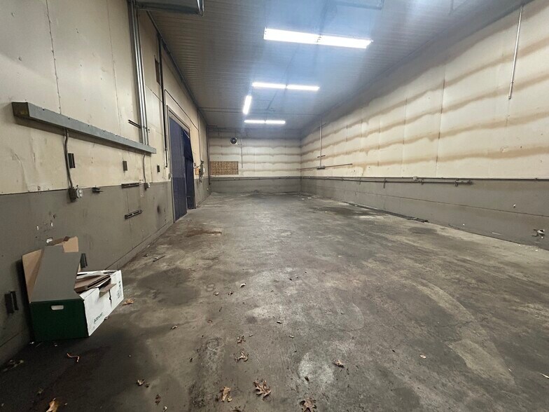 More Photos Of 9350 Shaver Rd, Portage Manufacturing For Lease