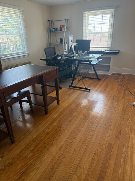 More Photos Of 156 N Ocean Ave, Patchogue Office For Sale