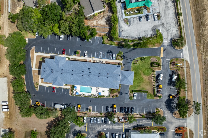 More Photos Of 1810 S Highway 27, Clermont Hotel For Sale