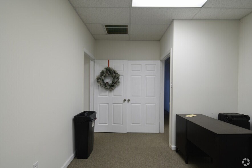 More Photos Of 1435 River Ave, Camden Land For Lease