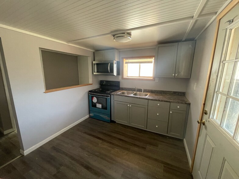 More Photos Of 4035-4045 Indian Head Hwy, Indian Head Apartments For Sale