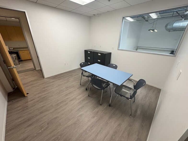 More Photos Of 59 Peters Canyon Rd, Irvine Research And Development For Sale