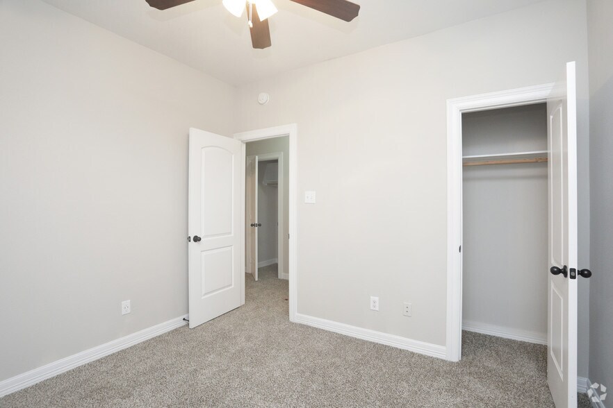 More Photos Of 14827 Mittlestedt Champions Dr, Houston Apartments For Sale