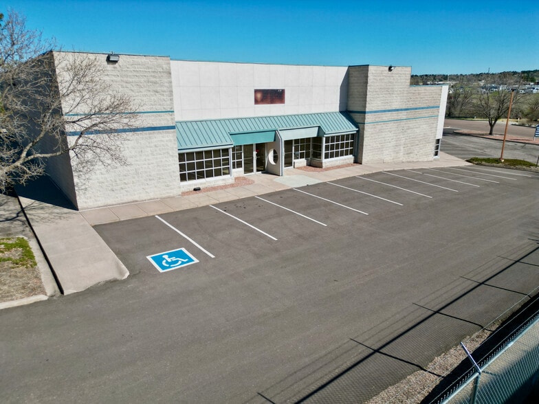 More Photos Of 4745 Town Center Dr, Colorado Springs Distribution For Lease