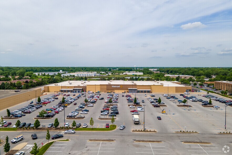 More Photos Of 17550 Halsted St, Homewood Freestanding For Lease