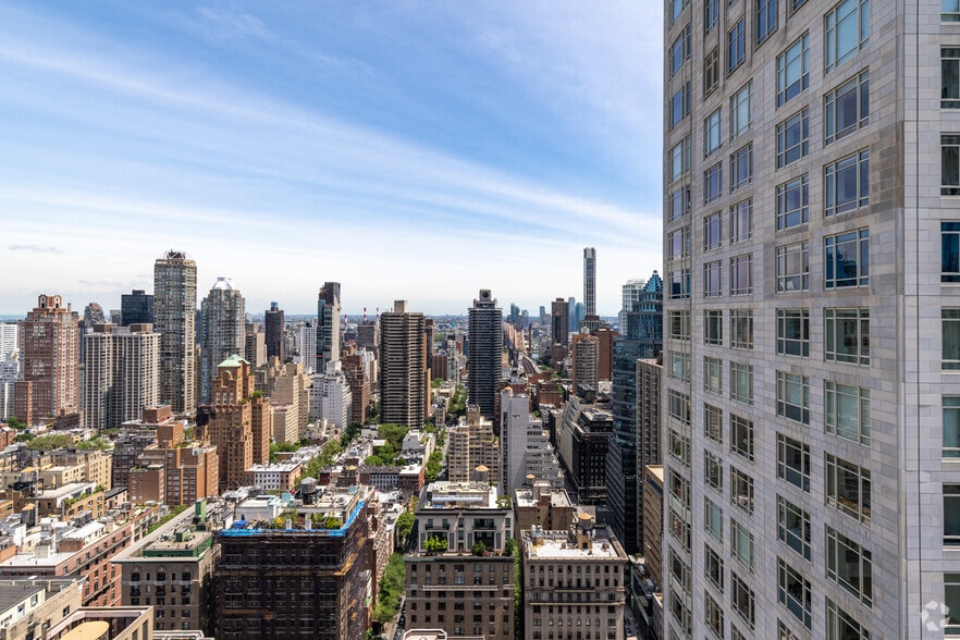 More Photos Of 667 Madison Ave, New York Medical For Lease