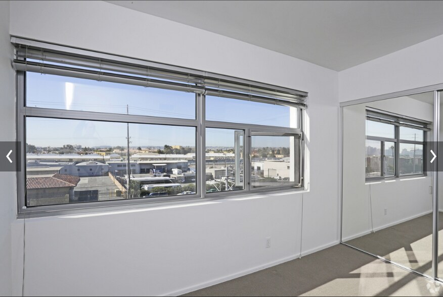 More Photos Of 2015 Hancock St, San Diego Apartments For Sale