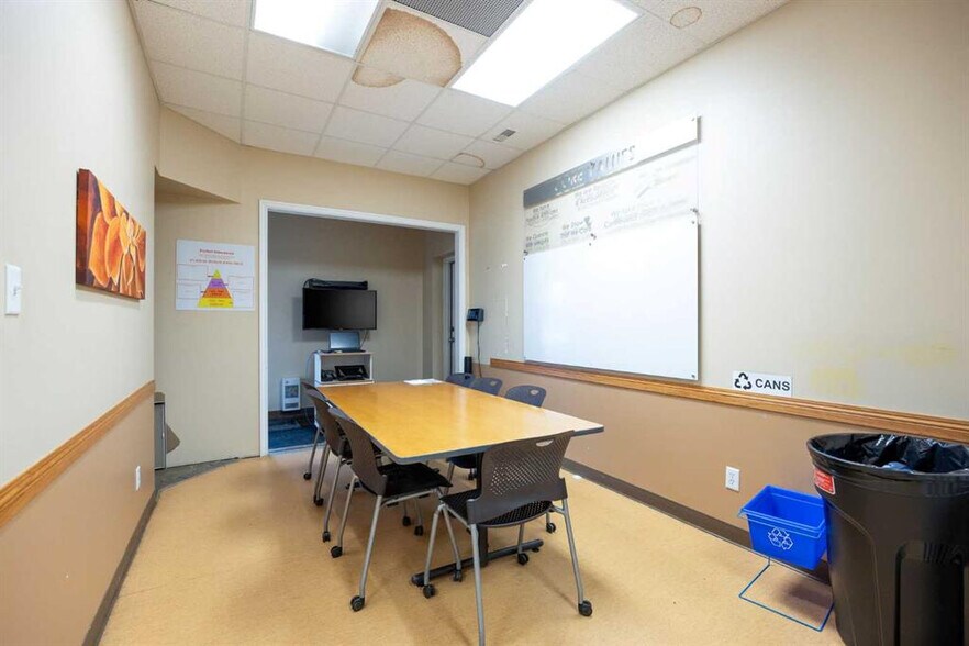 More Photos Of 195 Mackay Cres, Fort McMurray Warehouse For Sale