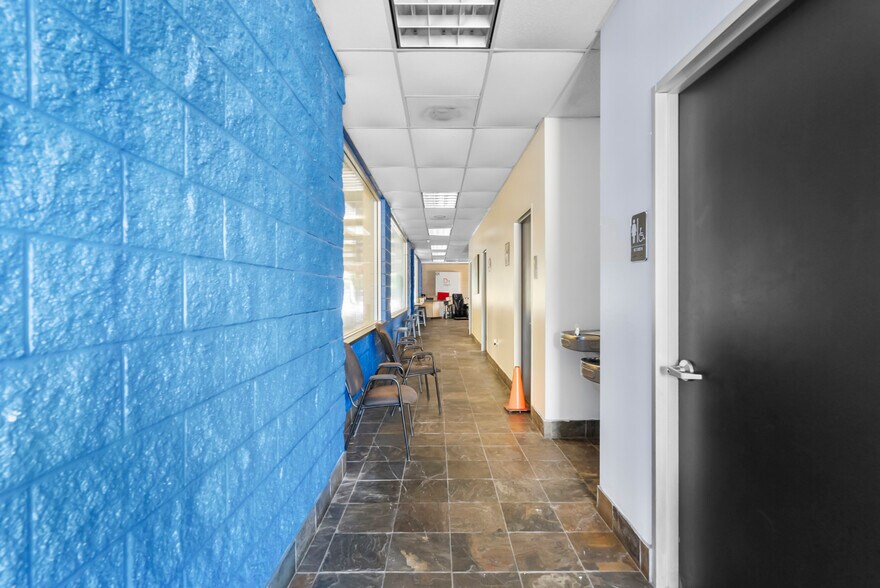 More Photos Of 2030 Highway 6 S, Houston Carwash For Sale