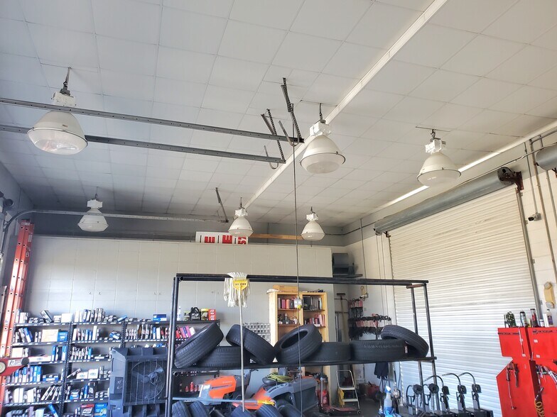 More Photos Of 24173 US Highway 80 E, Statesboro Auto Repair For Sale