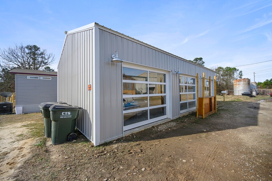 More Photos Of 28 Indian Hwy 144, Broken Bow Truck Stop For Sale