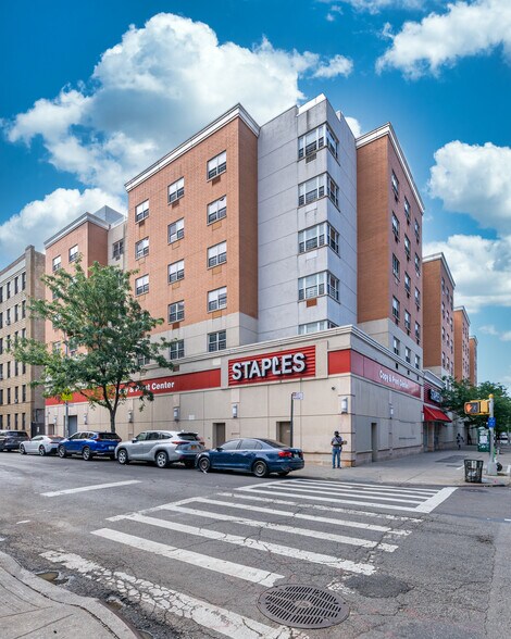 More Photos Of 2040-2060 White Plains Rd, Bronx Apartments For Lease