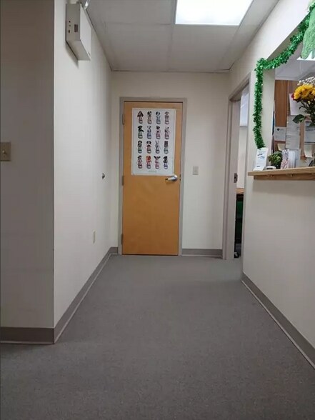 More Photos Of 30 Brigham St, New Bedford Medical For Lease