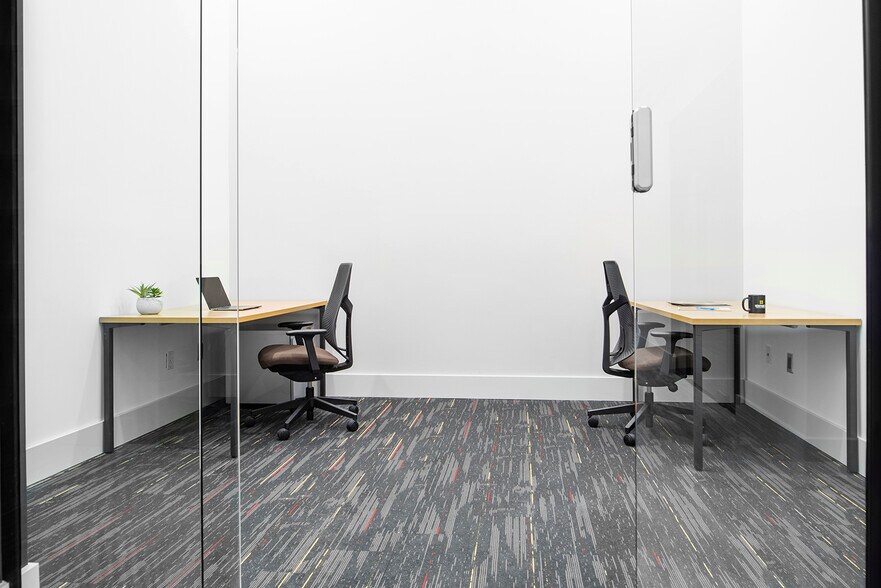 More Photos Of 600 Matheson Blvd W, Mississauga Coworking Space