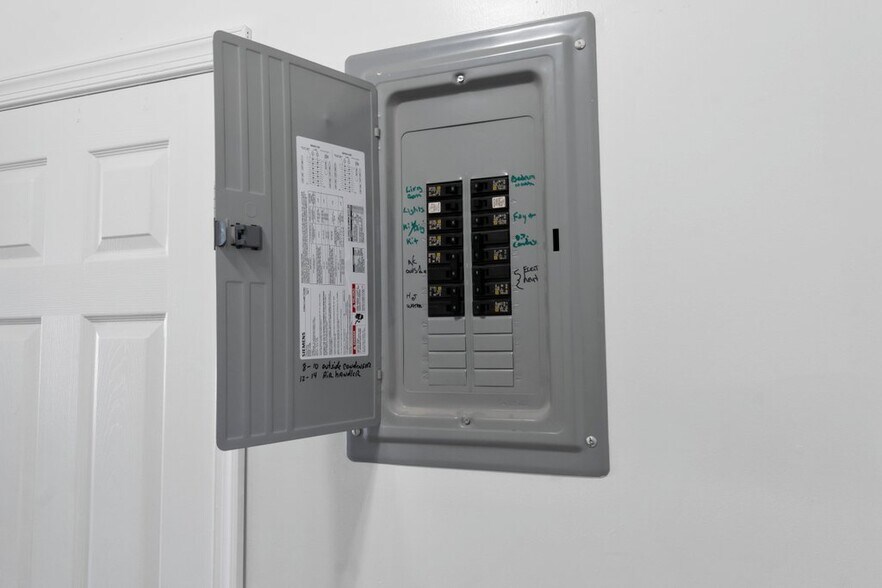 More Photos Of 2516-2520 N Charles St, Baltimore Apartments For Sale