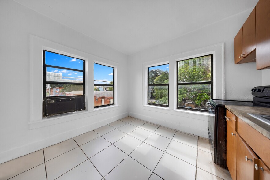 More Photos Of 1035 NW 4th St, Miami Apartments For Sale