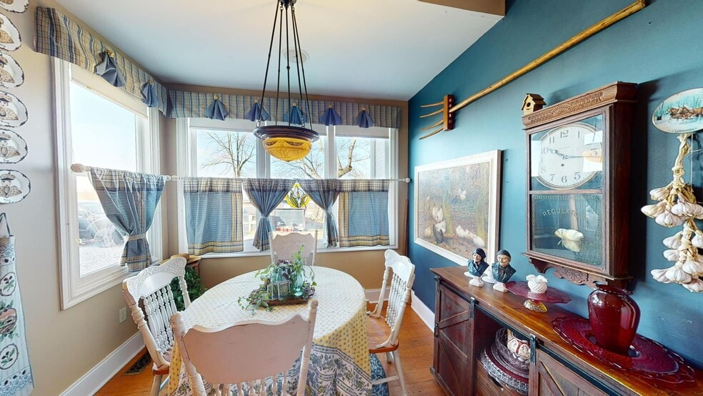 More Photos Of 195 State Route 151, Smithfield Hospitality For Sale