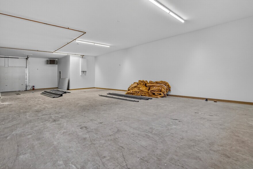 More Photos Of 430 Chapel Hill Rd, Oakdale Freestanding For Lease