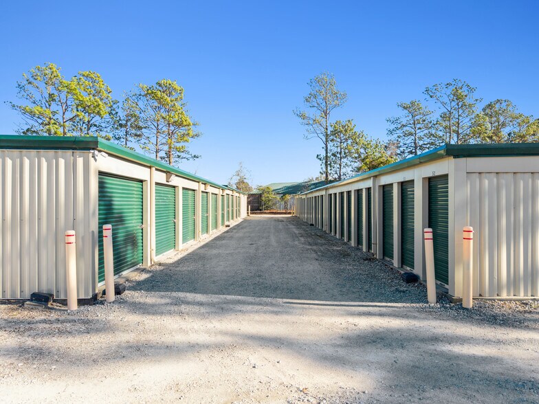 More Photos Of 2016 Farley Rd, Wilmington Self Storage For Sale