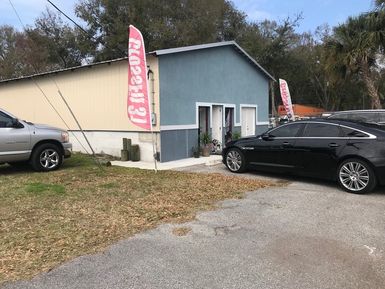 More Photos Of 10905 S US Highway 41, Gibsonton Unknown For Lease