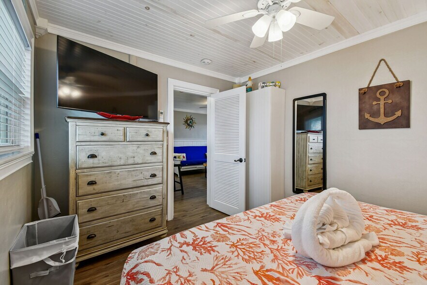 More Photos Of 11730 Gulf Blvd, Treasure Island Apartments For Sale