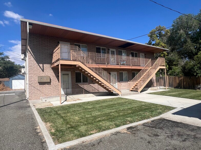 Primary Photo Of 357 Roberts St, Reno Apartments For Sale