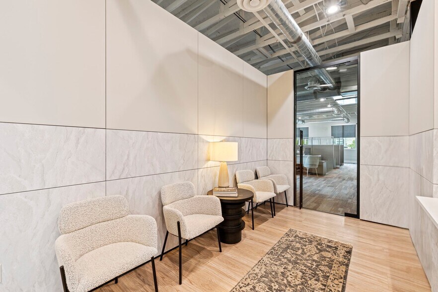 More Photos Of 178 W 13490 S, Draper Office For Lease