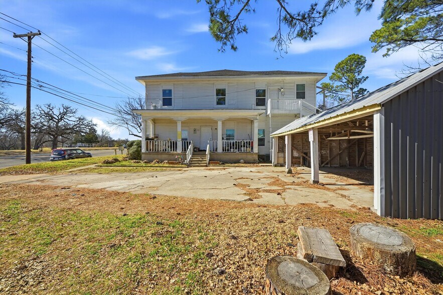 More Photos Of 3720 Sockwell Blvd, Greenville Apartments For Sale