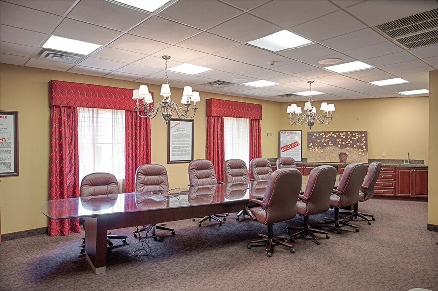 More Photos Of 105 River Ave, Lakewood Office For Lease