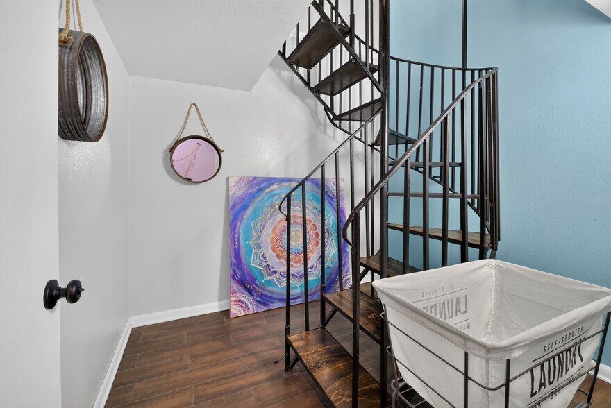 More Photos Of 112 Honolulu Ct, Hot Springs Specialty For Sale