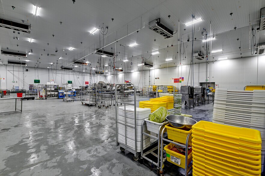 More Photos Of 1 Crazy Fresh Pl, Pueblo Food Processing For Sale