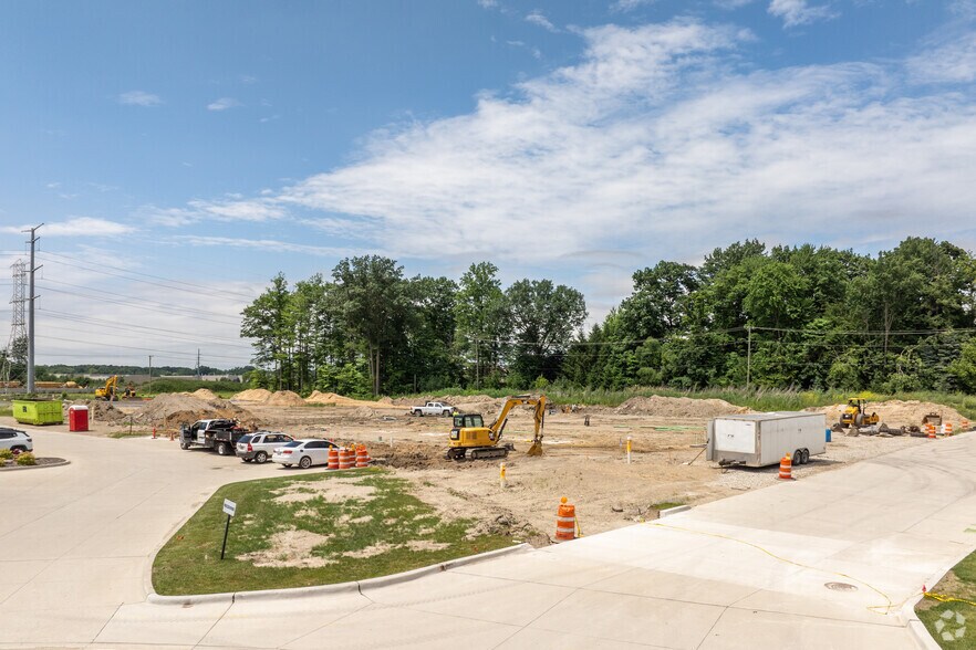 More Photos Of 51865 Danview Technology Ct, Shelby Township Warehouse For Lease