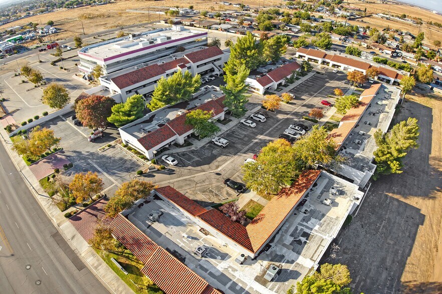 More Photos Of , Palmdale Office For Sale